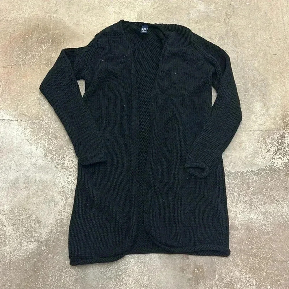 Gap knee lenght openโ cardigan